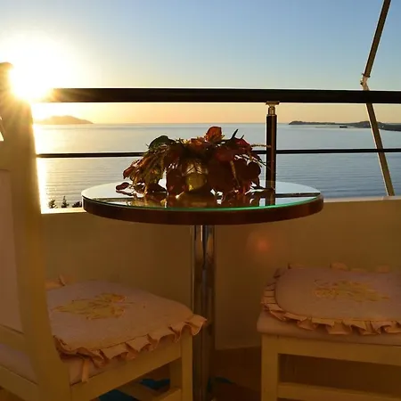 Sunset & Seaview Balcony Private Garage *