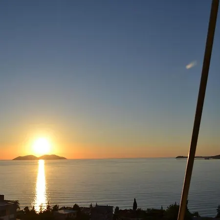 Sunset & Seaview Balcony Private Garage Lejlighed Vlorë